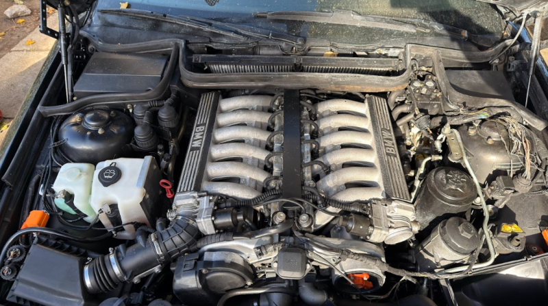 nettoyage moteur incendié BMW 12 cylindres bordeaux bègles